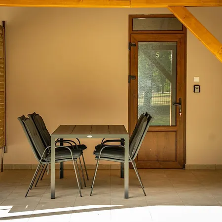 Apartament Szelid Gyoengye