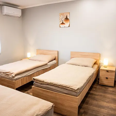 Apartament Szelid Gyoengye *